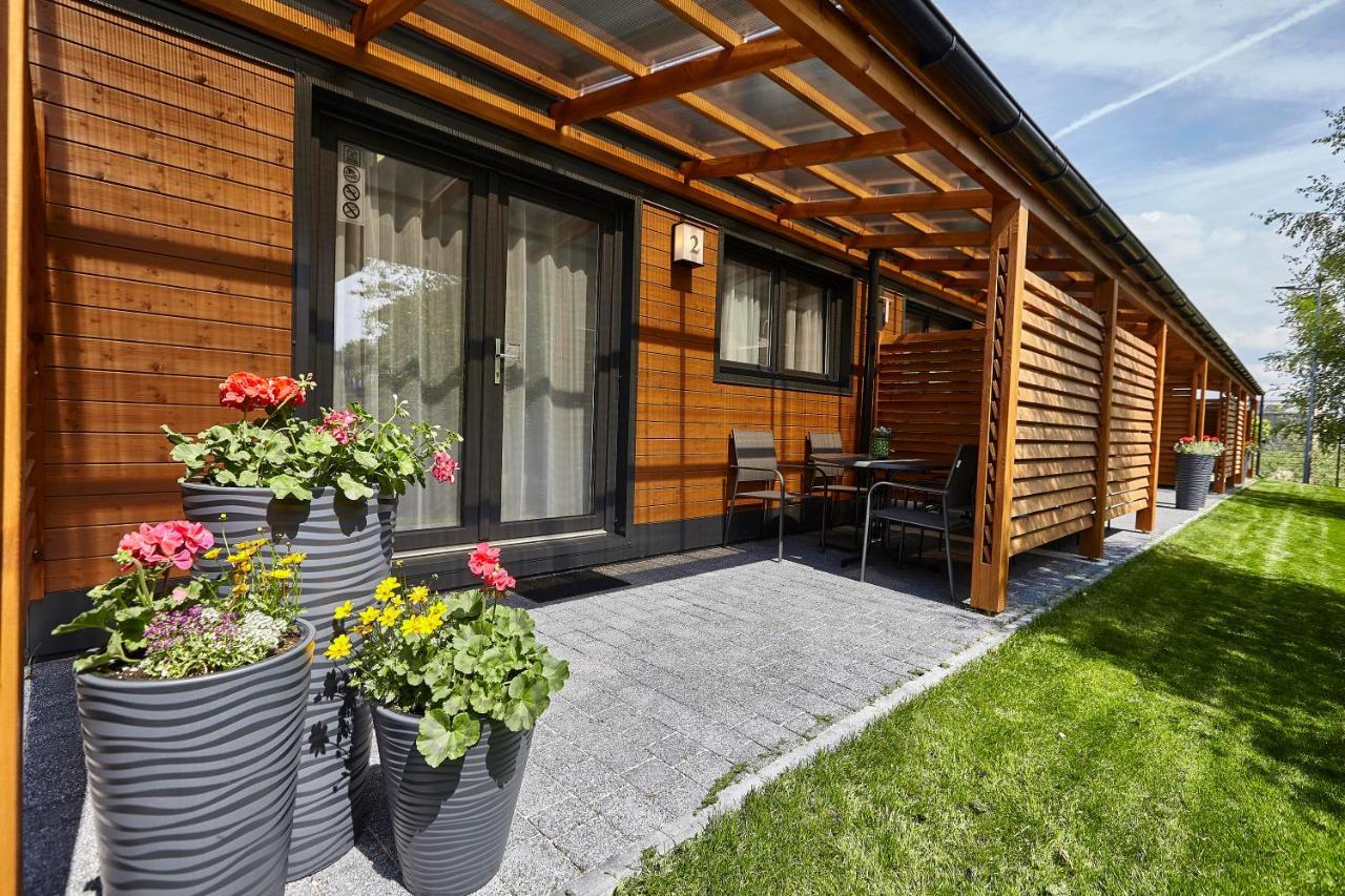 House Family Hotel Dabki Exterior photo